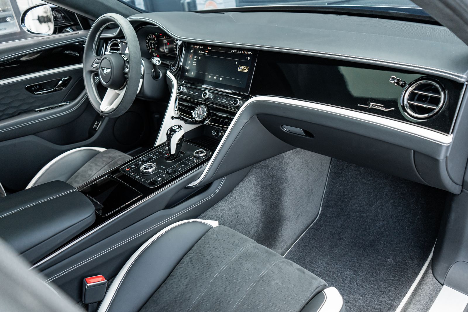 bentley flying spur 2025 SCBBR6ZG9SC021676 image bentley flying spur 2025 SCBBR6ZG9SC021676 image